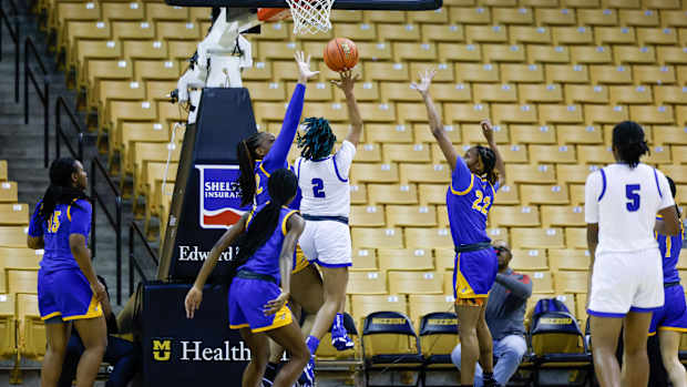 Vashon vs North Little Rock Missouri Arkansas girls basketball December 16 2022 Nate Latsch11921